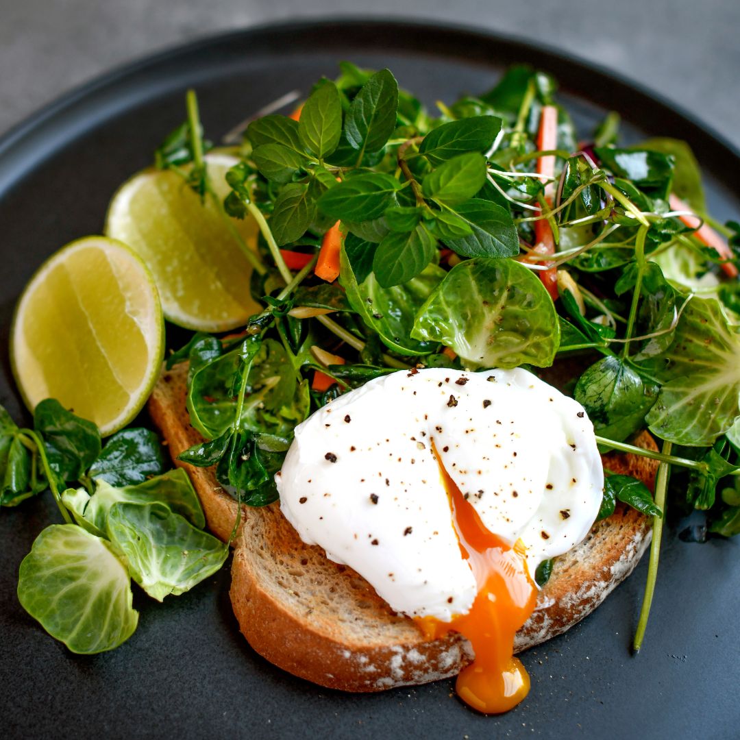 salade d'oeuf poché